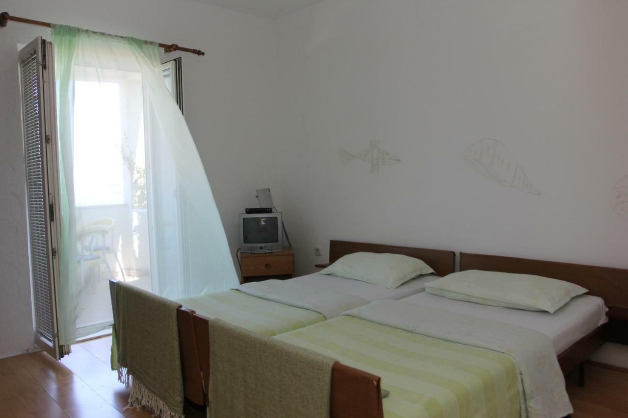 Apartmani Vesna Supetar Ngoại thất bức ảnh
